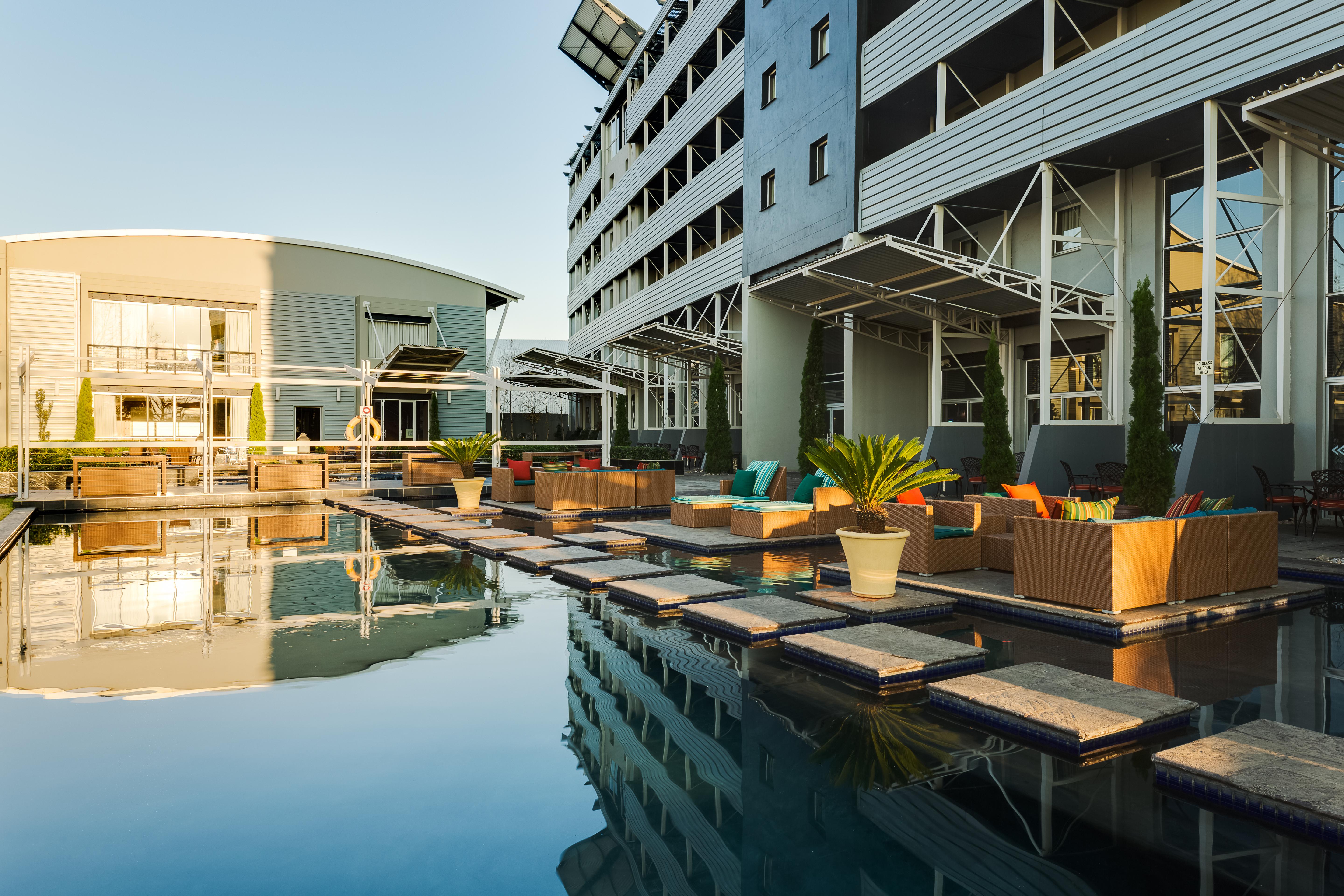 Protea Hotel By Marriott O R Tambo Airport Kempton Park Eksteriør bilde