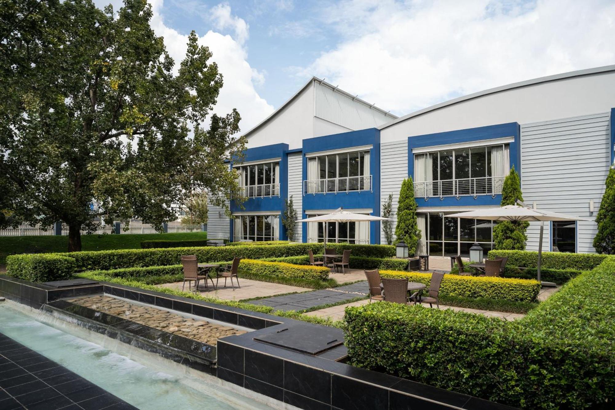 Protea Hotel By Marriott O R Tambo Airport Kempton Park Eksteriør bilde