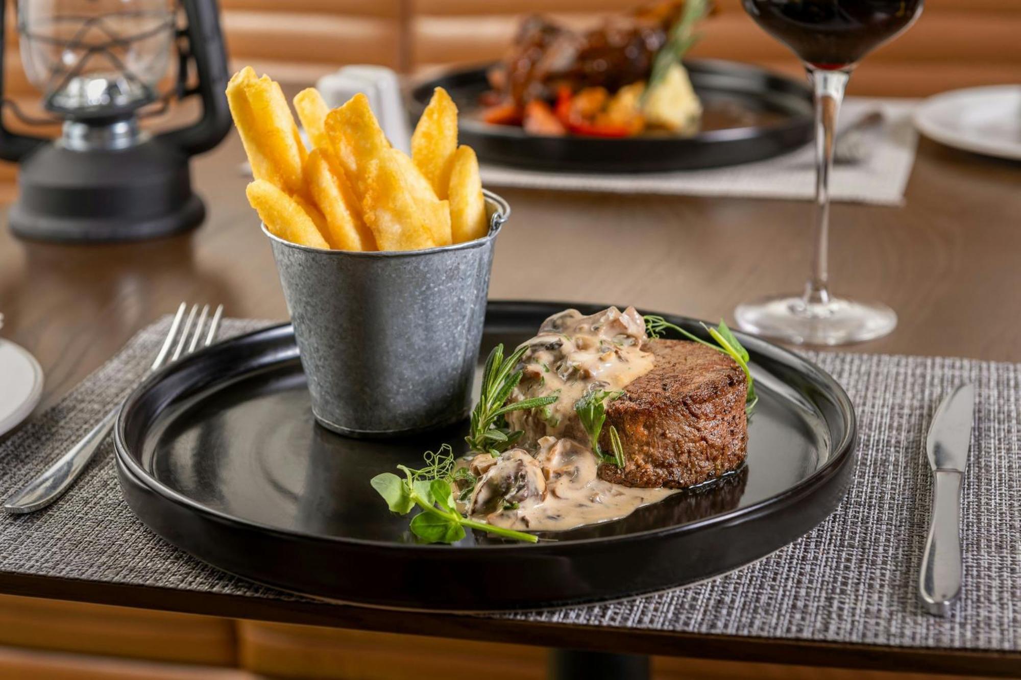 Protea Hotel By Marriott O R Tambo Airport Kempton Park Eksteriør bilde