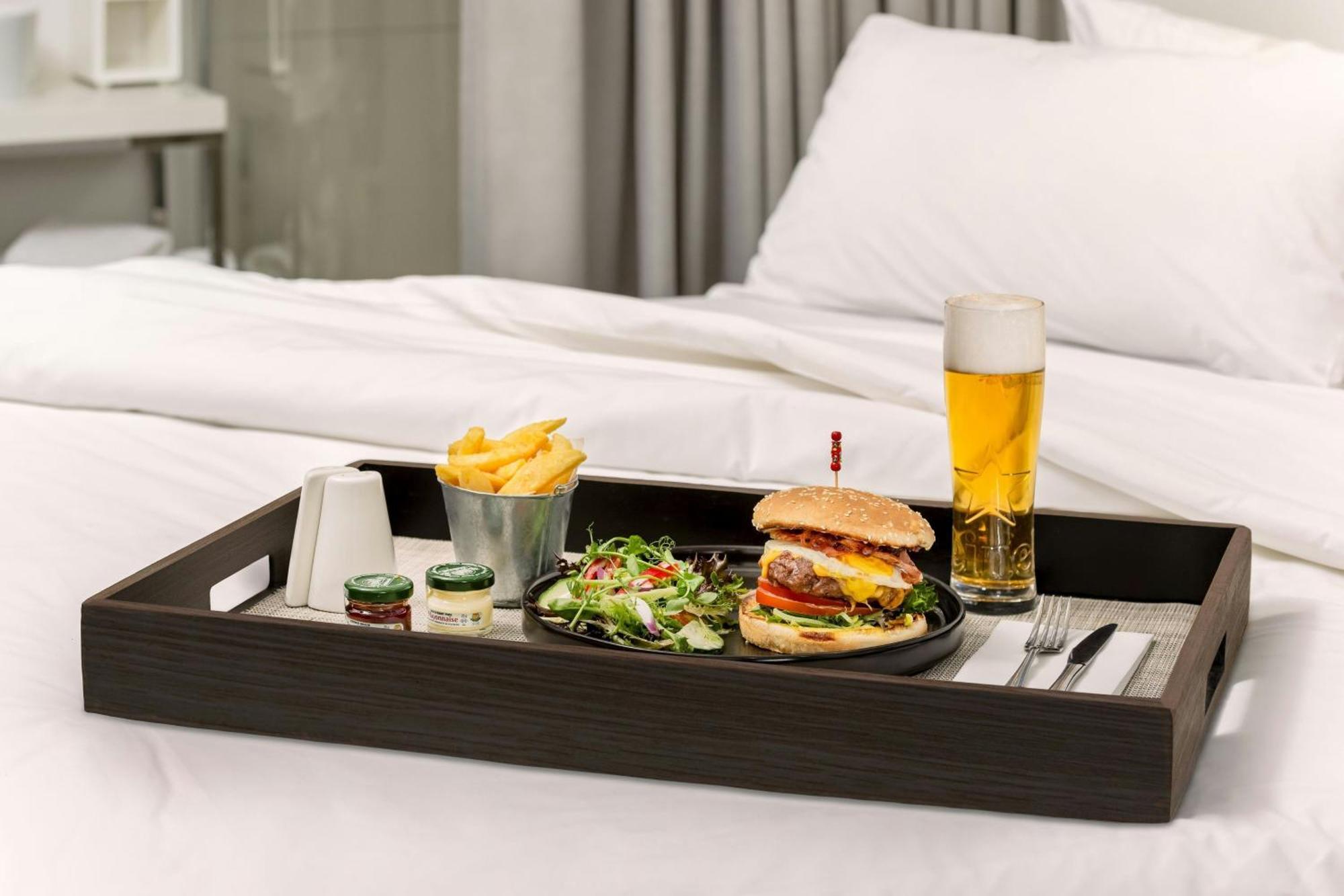 Protea Hotel By Marriott O R Tambo Airport Kempton Park Eksteriør bilde